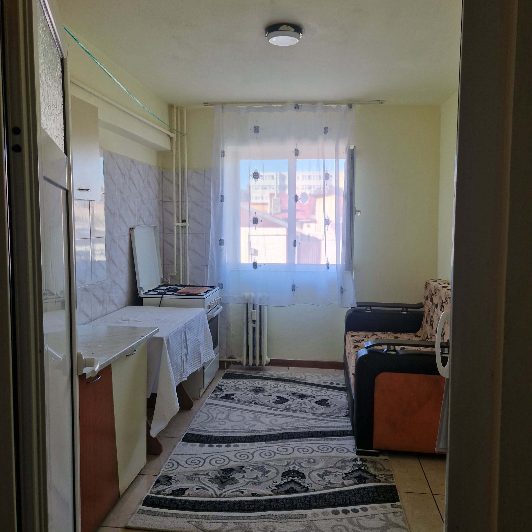 Apartament 2 camere PROPIETAR Malu Rosu 56.000