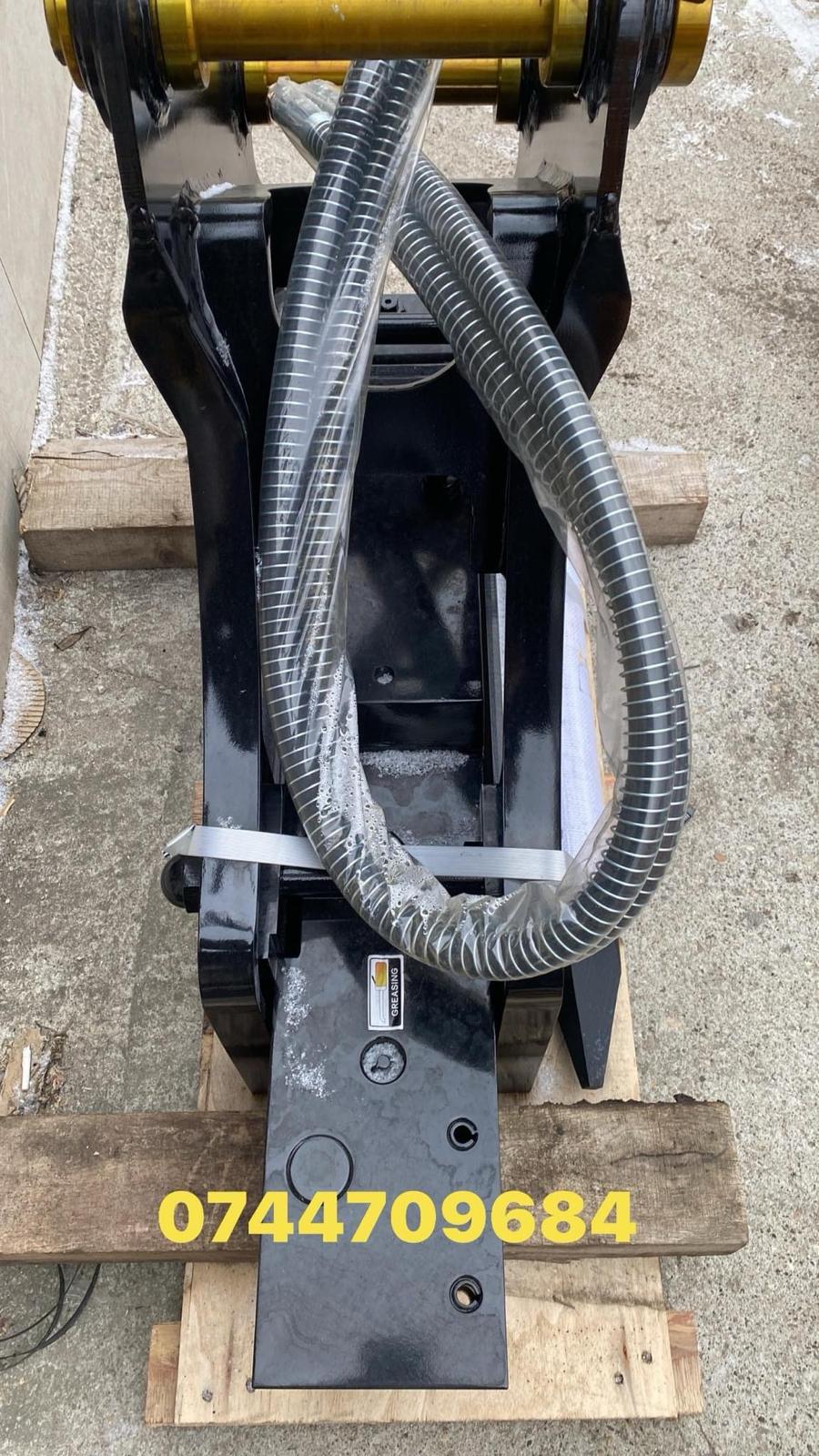 Picon hidraulic pentru 3cx si 4cx jcb in stoc