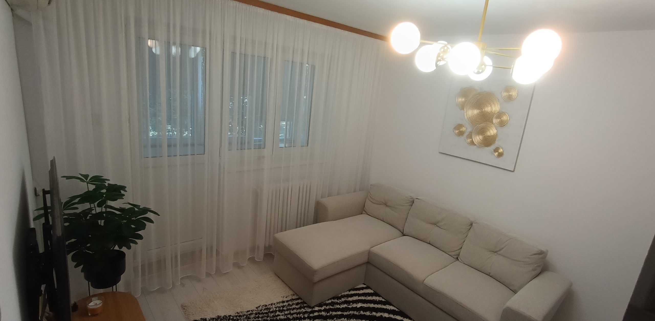 Închiriez apartament renovat 2 camere