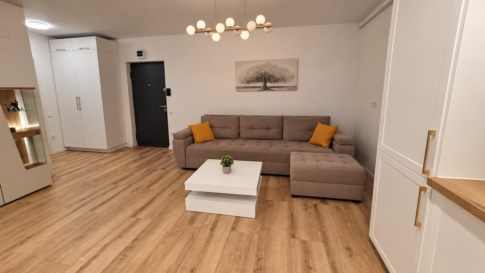 APARTAMENT NOU DE ÎNCHIRIAT – PRIMA ÎNCHIRIERE