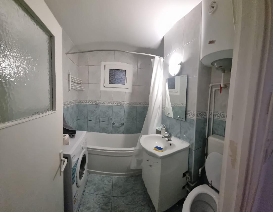 Particular inchiriez ap 3 cam decomandate Piata Victoriei Bucuresti
