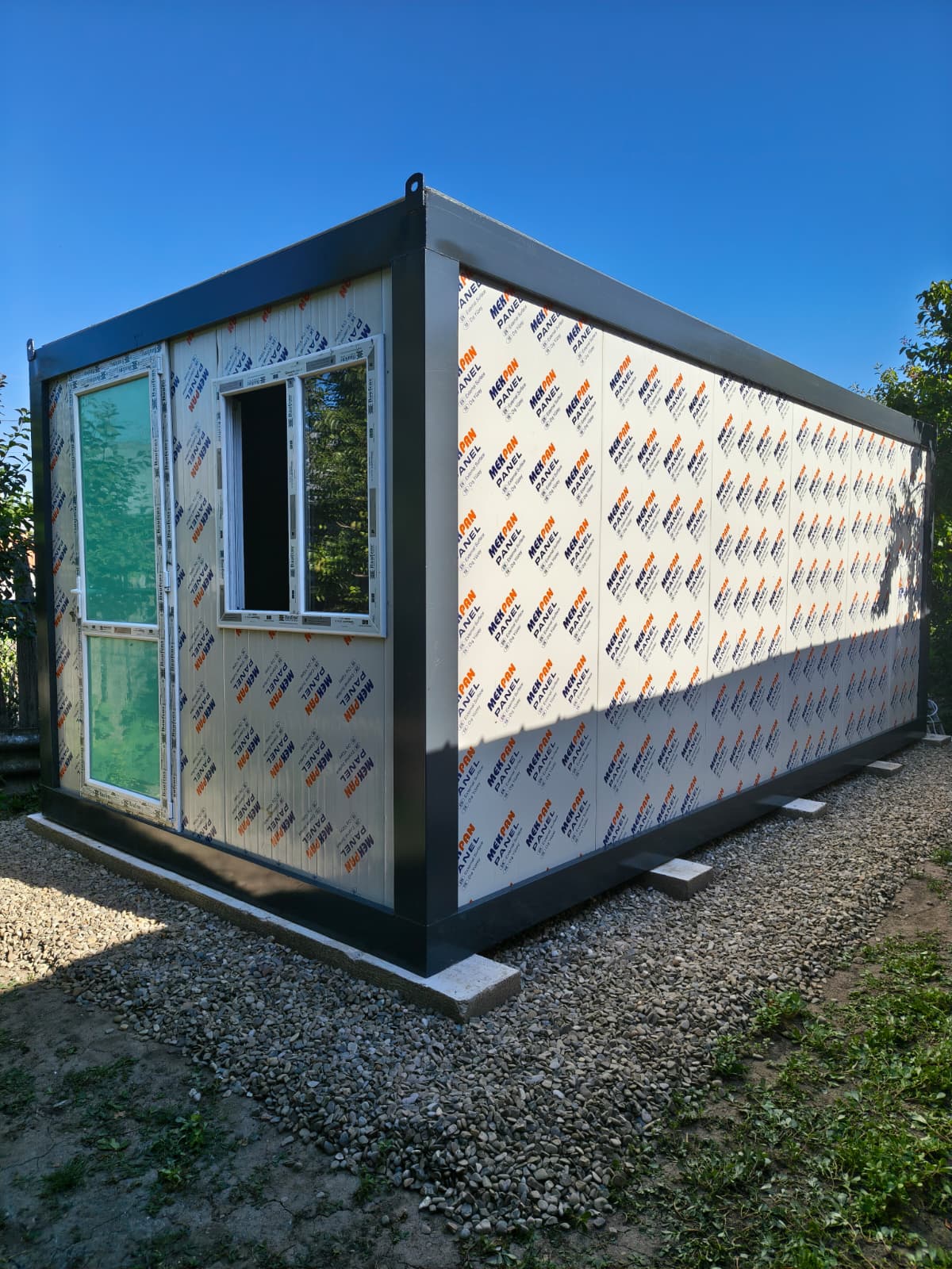Vând container modular NOU, 18 mp, cu aer condiționat