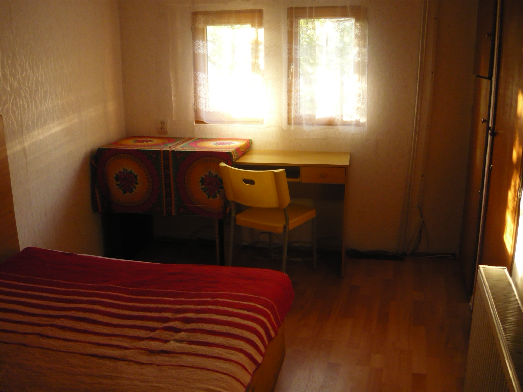 camera de inchiriat cu cheltuieli incluse